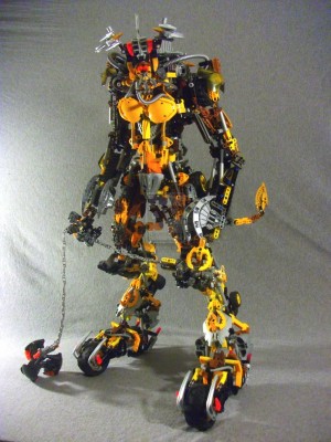 bionicle_moc_mototaur_3_0_by_3rdeye88-d41kihh.jpg
